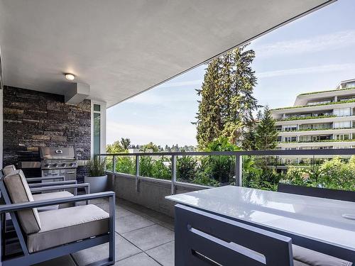 305 788 Arthur Erickson Place, West Vancouver, BC 