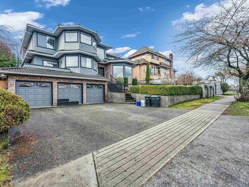 9116 Briar Road, Burnaby, BC 