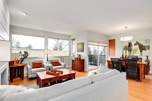 218 W 28Th Street, North Vancouver, BC 