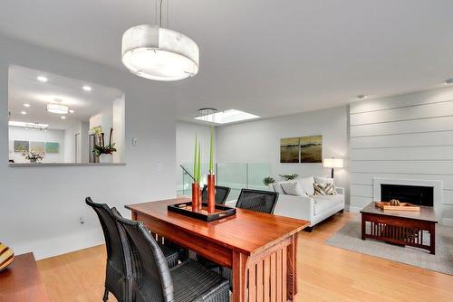 218 W 28Th Street, North Vancouver, BC 
