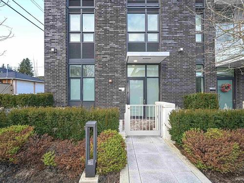 6739 Cambie Street, Vancouver, BC 