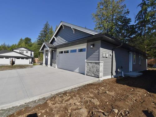 1084 Celia Crescent, Gibsons, BC 