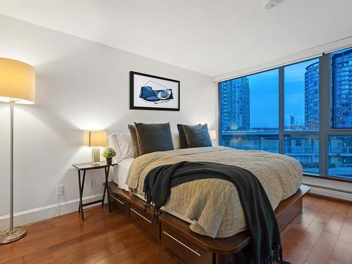 904 183 Keefer Place, Vancouver, BC 