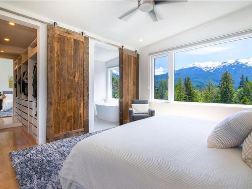 8420 Matterhorn Drive, Whistler, BC 