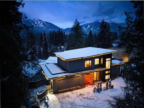 8420 Matterhorn Drive, Whistler, BC 