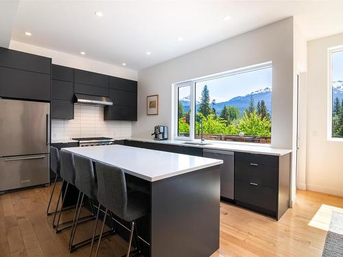 8420 Matterhorn Drive, Whistler, BC 