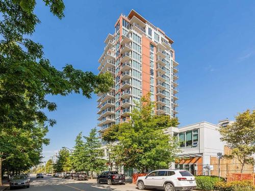 201 150 W 15Th Street, North Vancouver, BC 