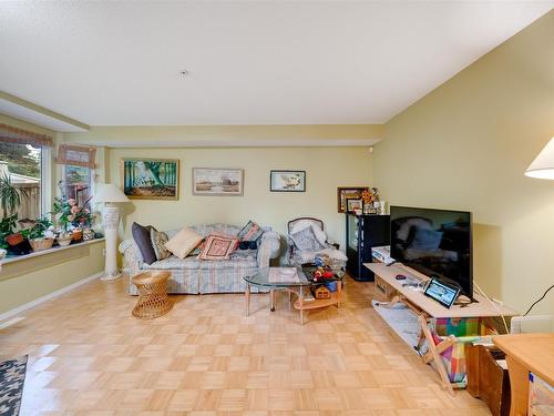 6911 Arlington Street, Vancouver, BC 