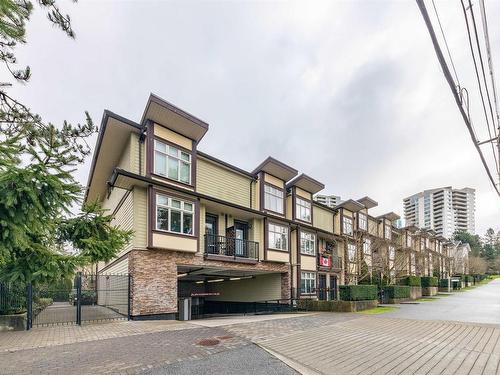 105 5588 Patterson Avenue, Burnaby, BC 
