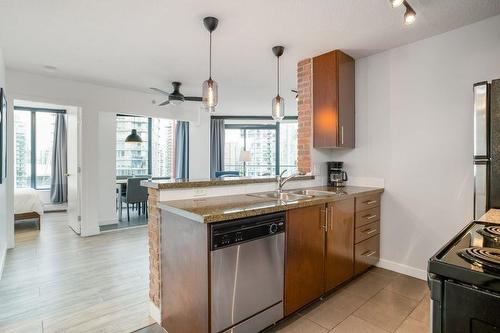 2703 58 Keefer Place, Vancouver, BC 