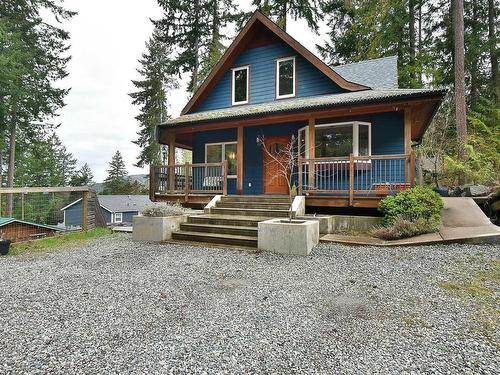 5062 Parkview Road, Pender Harbour, BC 