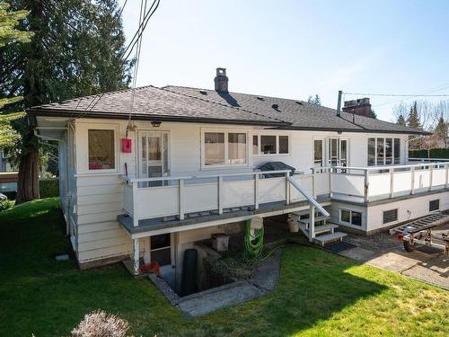 996 Beaumont Drive, North Vancouver, BC 