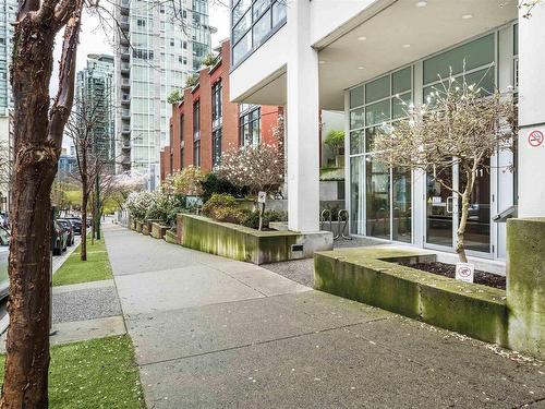 2405 1211 Melville Street, Vancouver, BC 