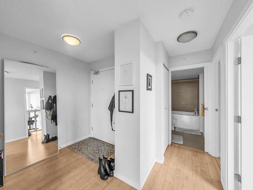 1209 445 W 2Nd Avenue, Vancouver, BC 