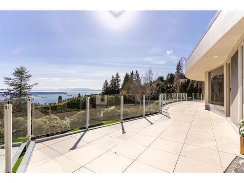 1407 Bramwell Road, West Vancouver, BC 