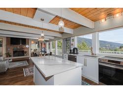 565 ST. GILES ROAD  West Vancouver, BC V7S 1L7