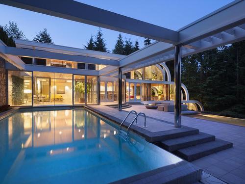 1056 Groveland Road, West Vancouver, BC 