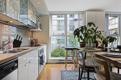 501 168 Powell Street, Vancouver, BC 