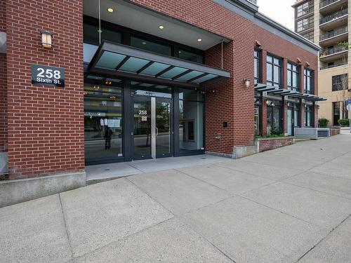 302 258 Sixth Street, New Westminster, BC 