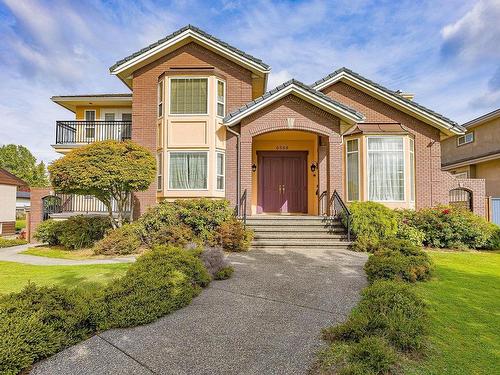 6589 Kitchener Street, Burnaby, BC 