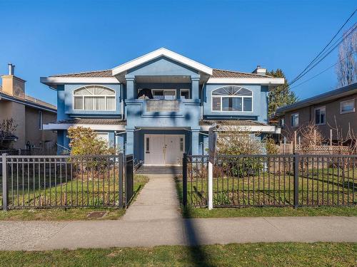 915 Sixth Street, New Westminster, BC 