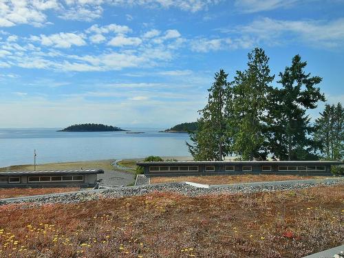 5396 Wakefield Beach Lane, Sechelt, BC 