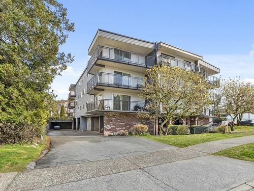 302 134 W 20Th Street, North Vancouver, BC 