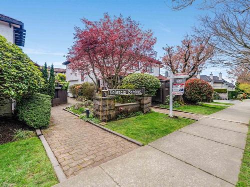 3 225 W 15Th Street, North Vancouver, BC 