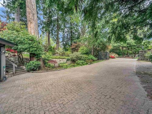 5312 Marine Drive, West Vancouver, BC 