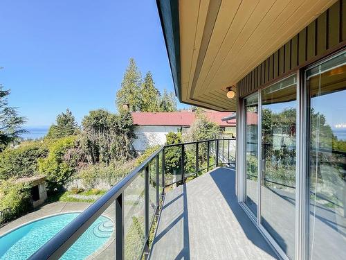 1343 Tyrol Road, West Vancouver, BC 