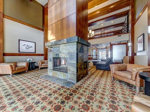 202 4573 Chateau Boulevard, Whistler, BC 