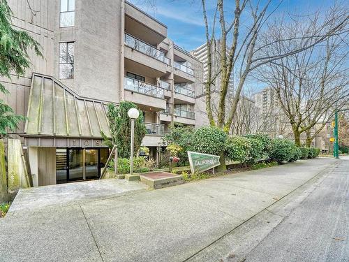 302 1080 Pacific Street, Vancouver, BC 
