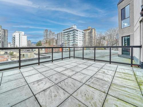 302 1080 Pacific Street, Vancouver, BC 