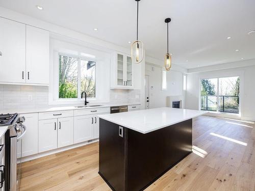 2809 St. Andrews Avenue, North Vancouver, BC 