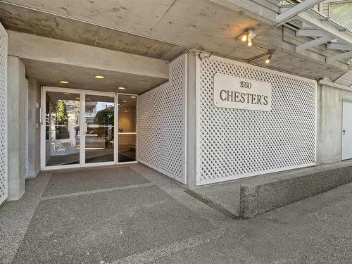 108 1550 Chesterfield Avenue, North Vancouver, BC 