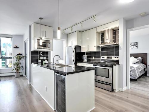 2502 188 Keefer Place, Vancouver, BC 