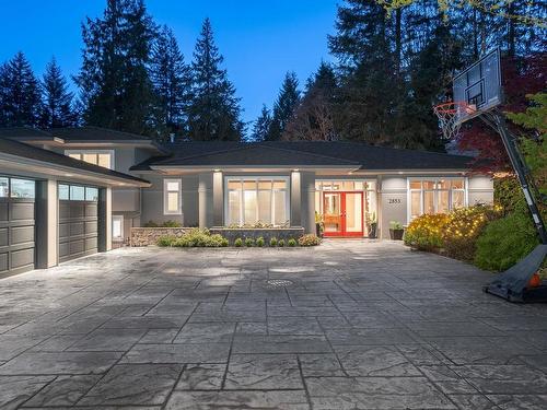 2853 Crescentview Drive, North Vancouver, BC 
