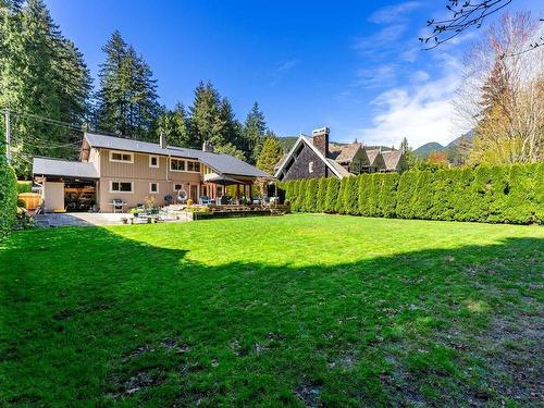 5656 Eagle Harbour Road, West Vancouver, BC 