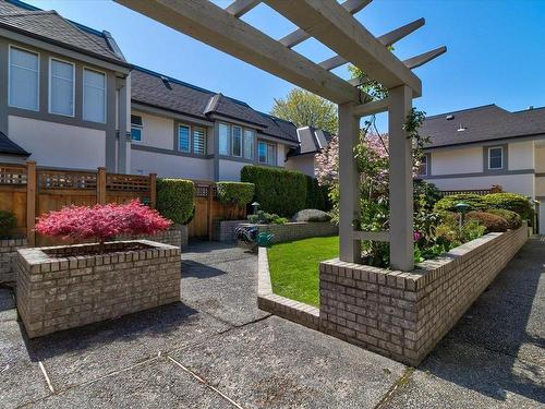 107 245 W 15Th Street, North Vancouver, BC 