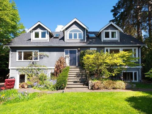 1461 27Th Street, West Vancouver, BC 