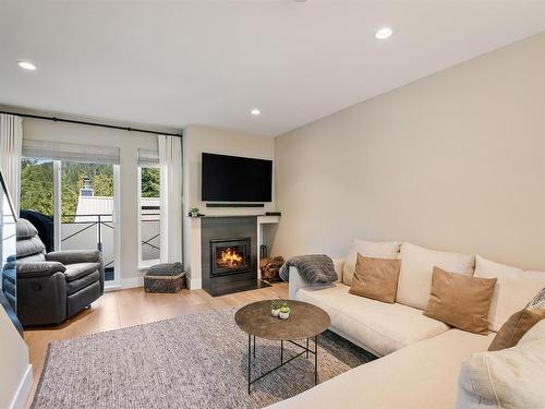 17 2211 Marmot Place, Whistler, BC 