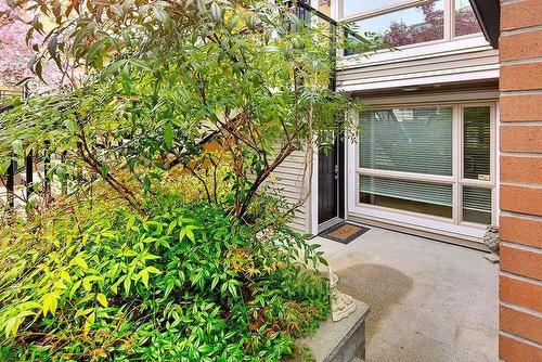 33 728 W 14Th Street, North Vancouver, BC 