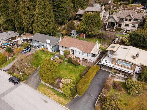 690 Blueridge Avenue, North Vancouver, BC 