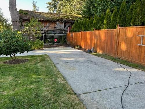 5619 Curtis Place, Sechelt, BC 