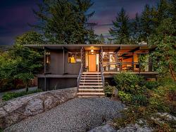 5414 GREENTREE ROAD  West Vancouver, BC V7W 1N4