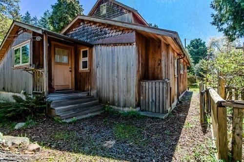 668 Franklin Road, Gibsons, BC 