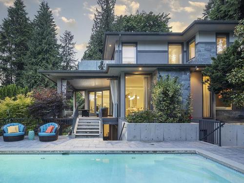 281 29Th Street, West Vancouver, BC 