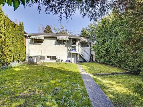7475 Knight Street, Vancouver, BC 