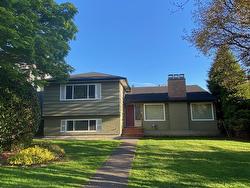 2056 W 29TH AVE  Vancouver, BC V6J 3A1