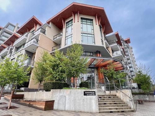 305 2707 Library Lane, North Vancouver, BC 